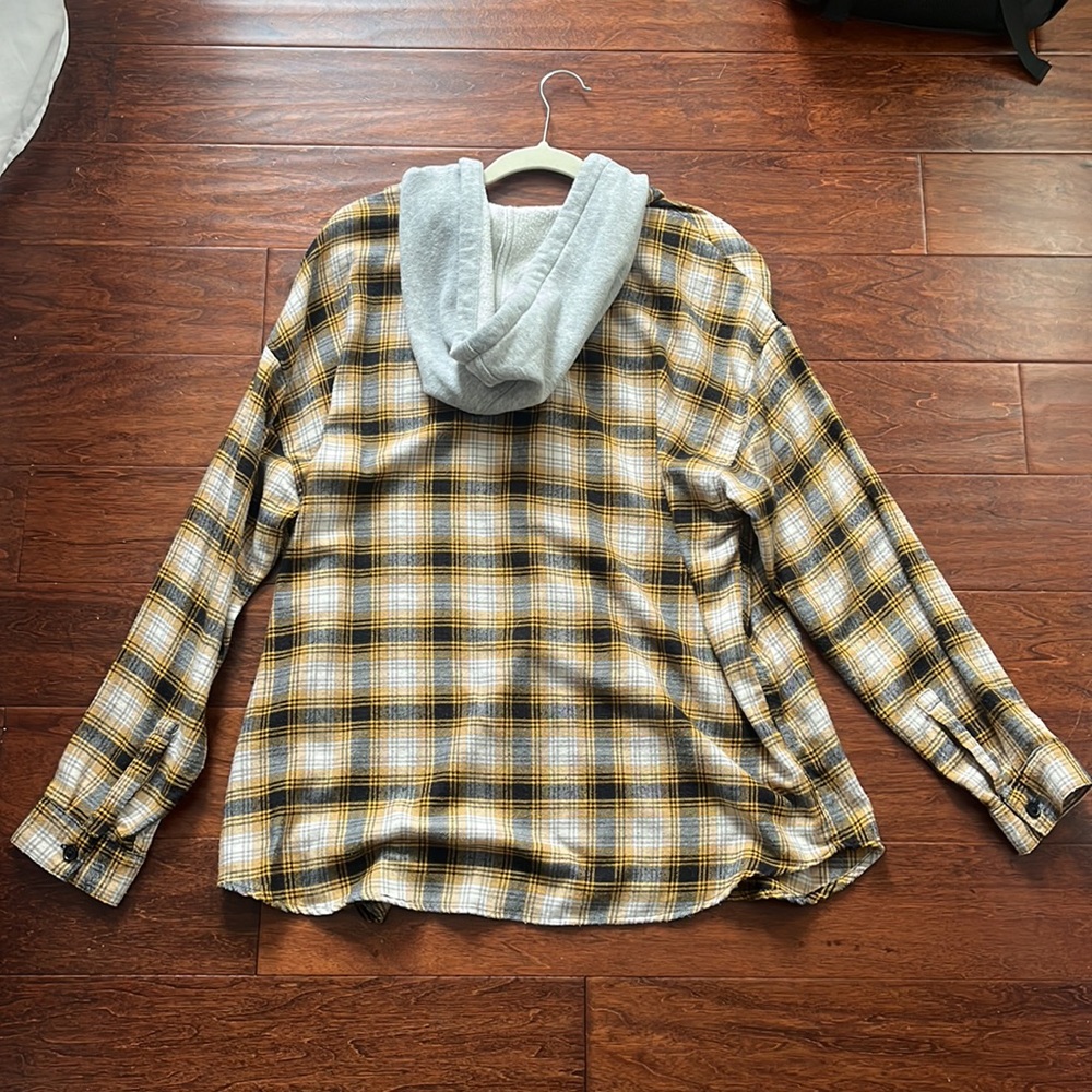 Flannel - Picture 2 of 3